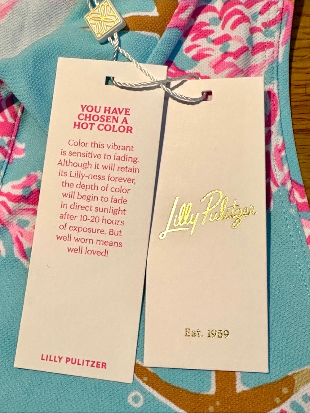 Lilly Pulitzer NEW! Small Alister Luxletic Polo Tank in Multi Royal Coral UPF50 - Picture 5 of 6